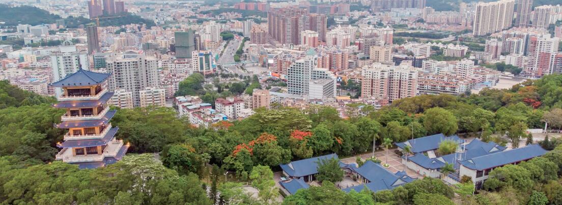 鳳崗努力“繡出”城市生活新面貌，讓市民群眾感受到精細(xì)化管理帶來的提升與變化。.jpg